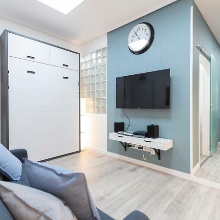 Plaza Mayor Apartment Madrid Exterior photo