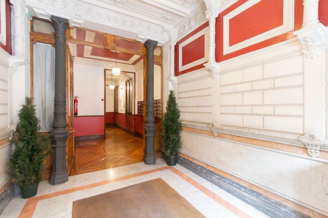 Plaza Mayor Apartment Madrid Exterior photo